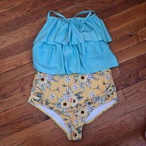 2-Piece Bathing Suit 👙